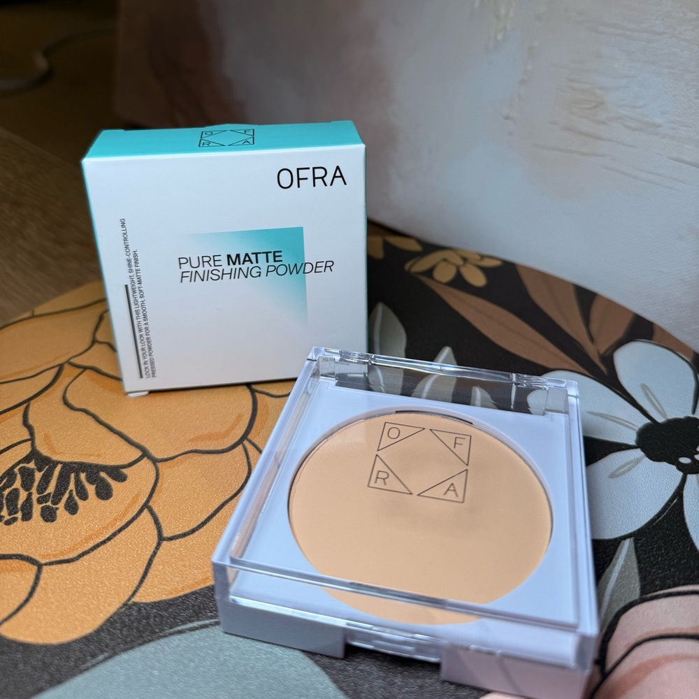 OFRA Pure Matte Finishing Powder - Light